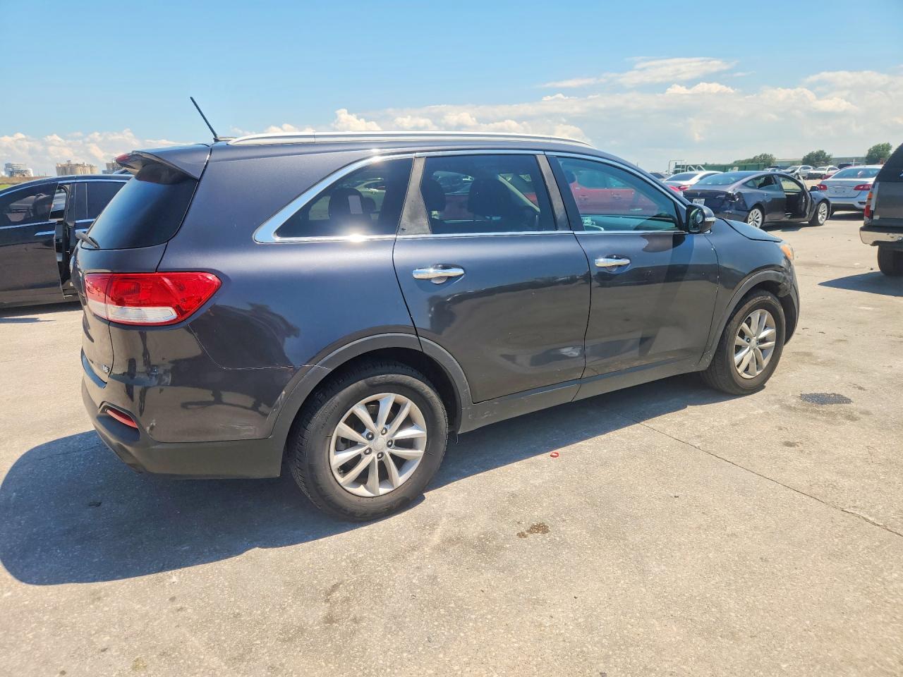 2017 KIA SORENTO LX V6 — снимка 3