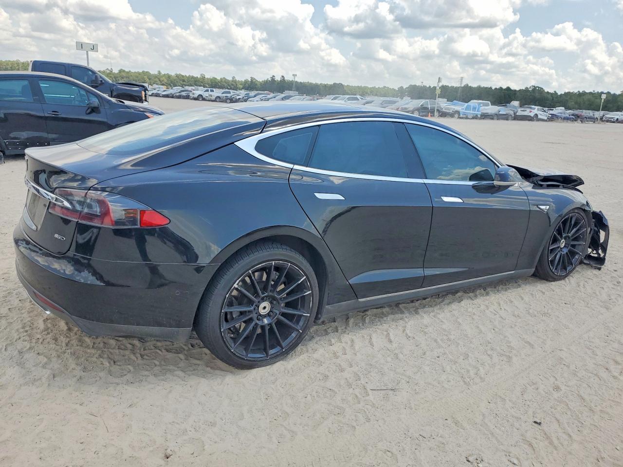 2015 TESLA MODEL S 85D — снимка 3