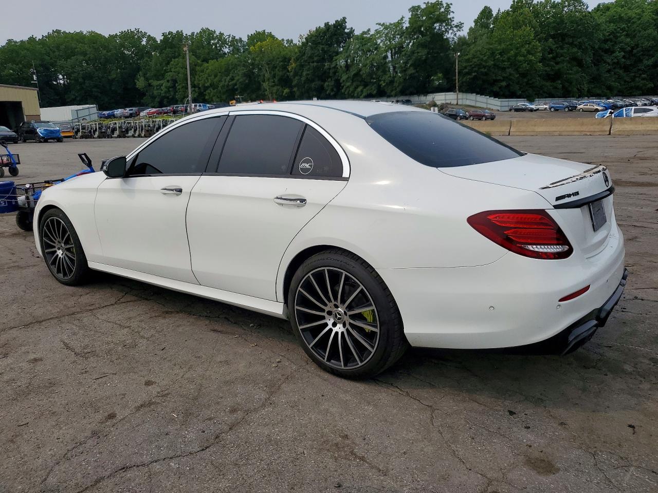 2017 MERCEDES-BENZ E 300 4MATIC — снимка 2