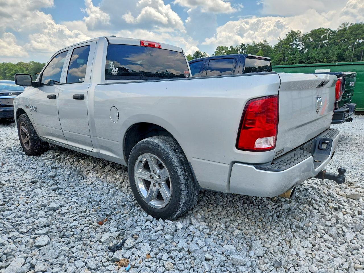 2017 RAM 1500 ST — снимка 2
