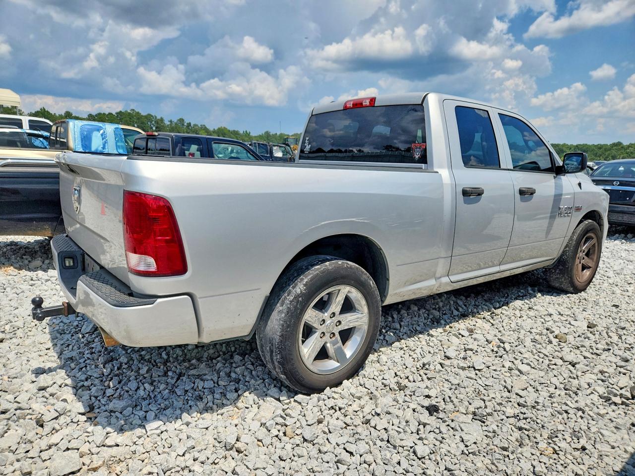 2017 RAM 1500 ST — снимка 3