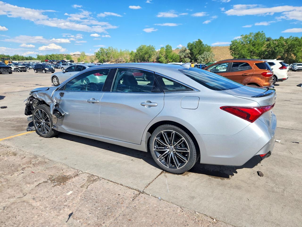 2019 TOYOTA AVALON XSE — снимка 2