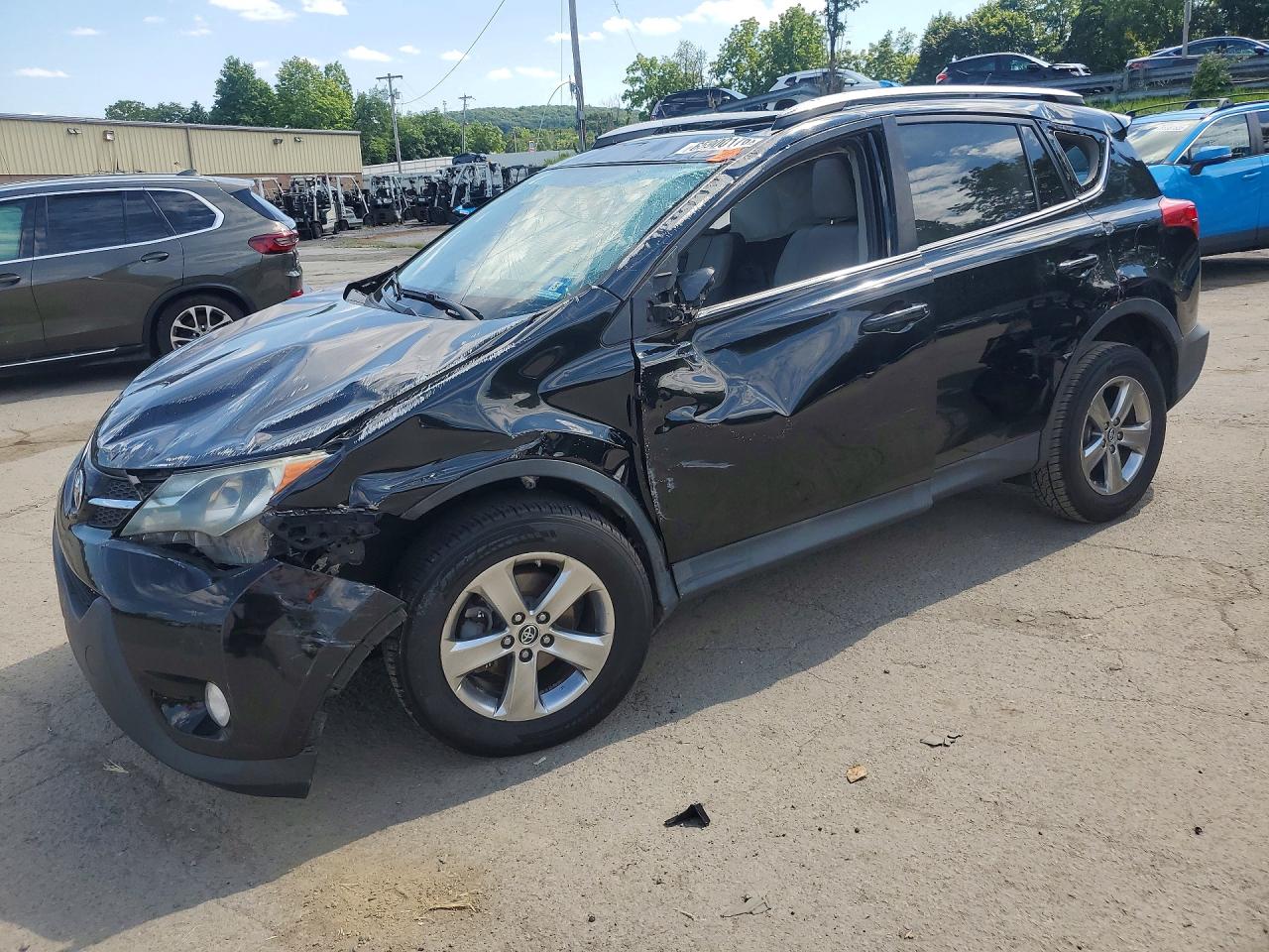 2015 TOYOTA RAV4 XLE
