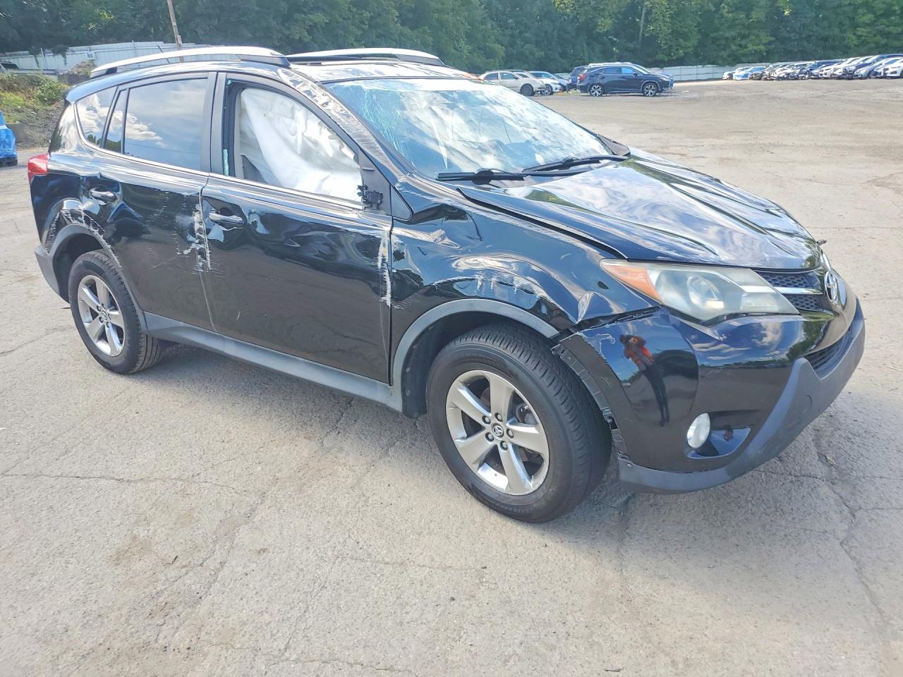 2015 TOYOTA RAV4 XLE — снимка 4