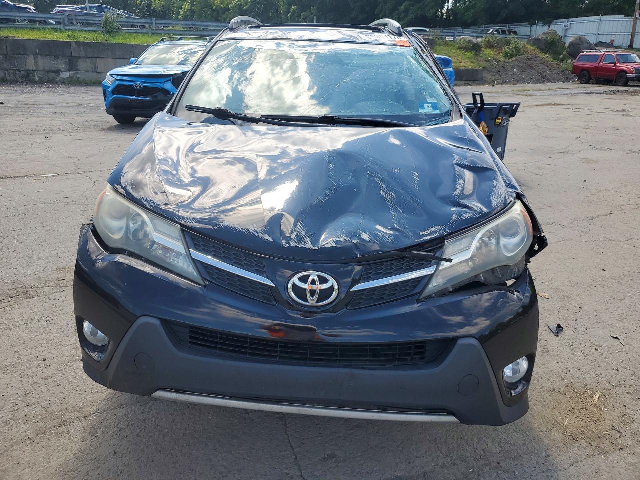 2015 TOYOTA RAV4 XLE — снимка 5