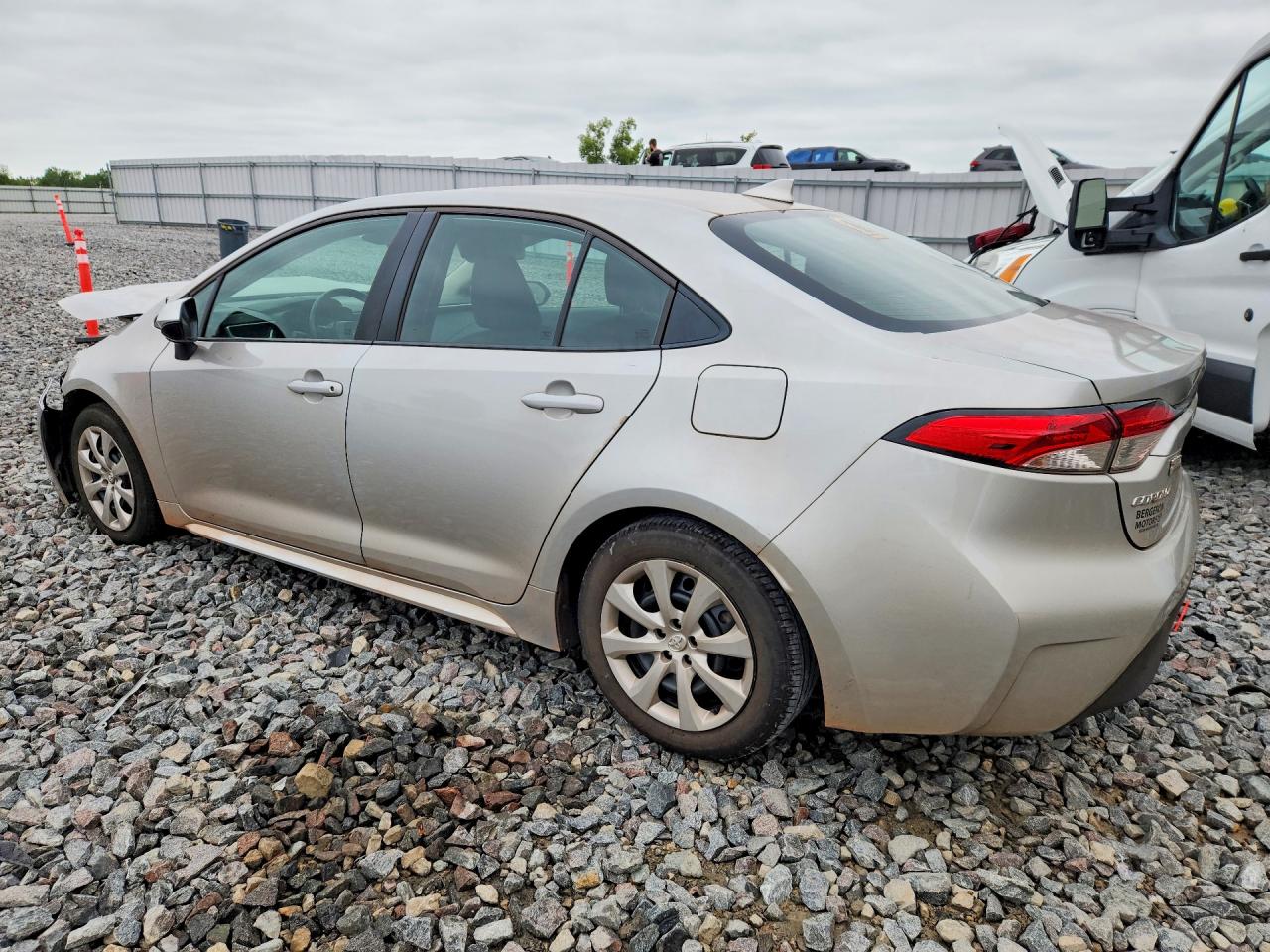 2025 TOYOTA COROLLA LE — снимка 2