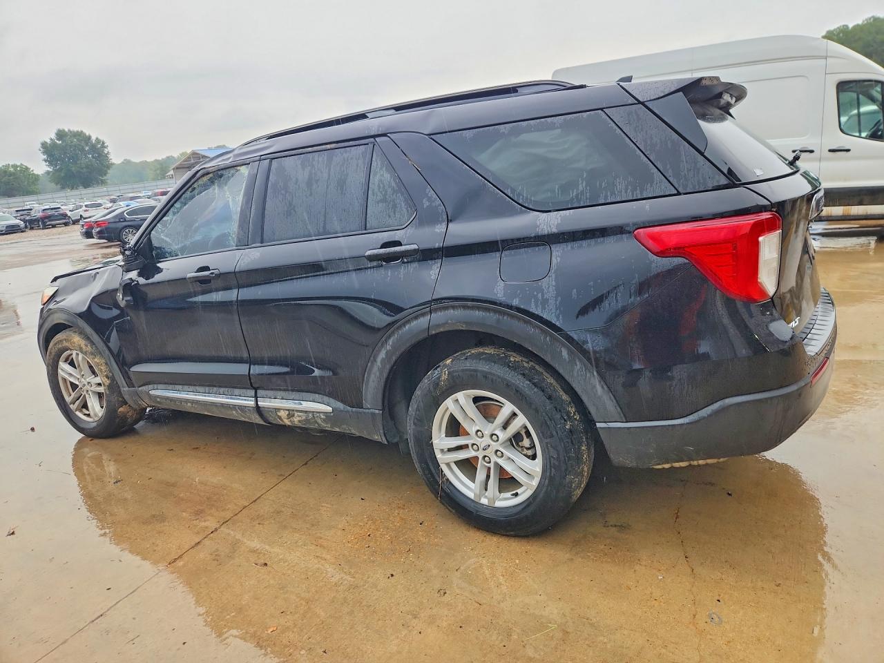 2020 FORD EXPLORER XLT — снимка 2