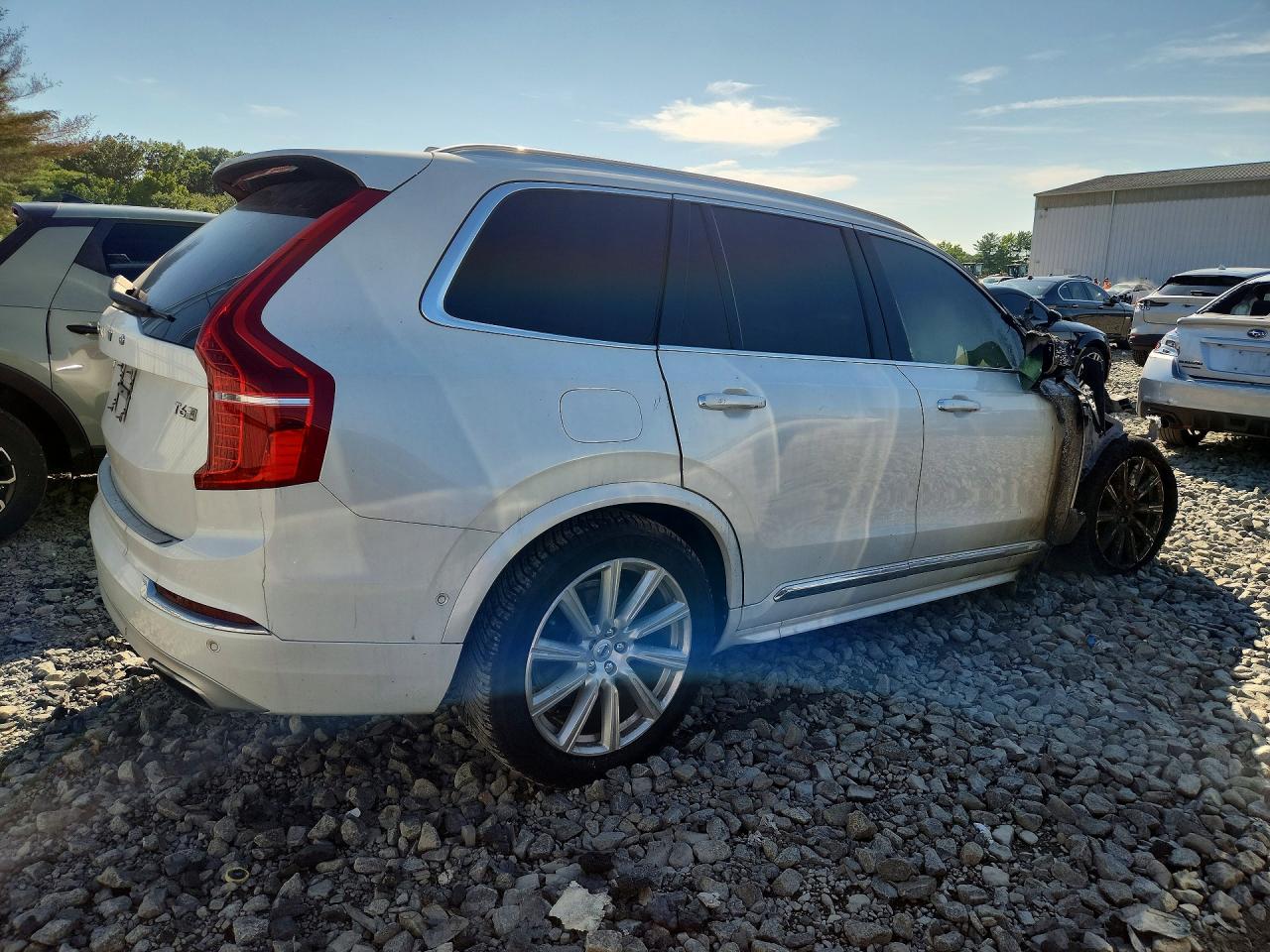 2017 VOLVO XC90 T6 — снимка 3