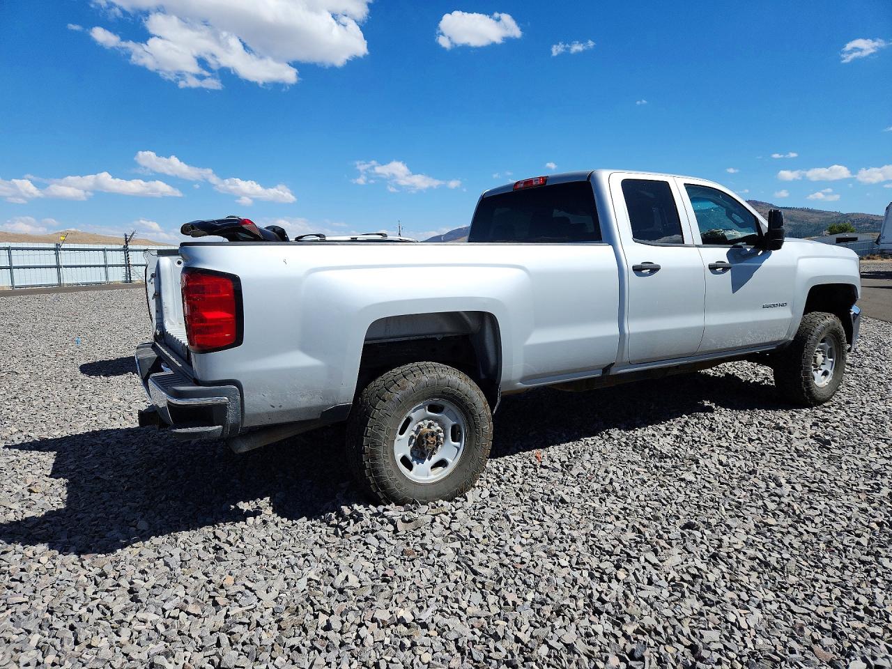 2017 CHEVROLET SILVERADO K2500 HEAVY DUTY — снимка 3