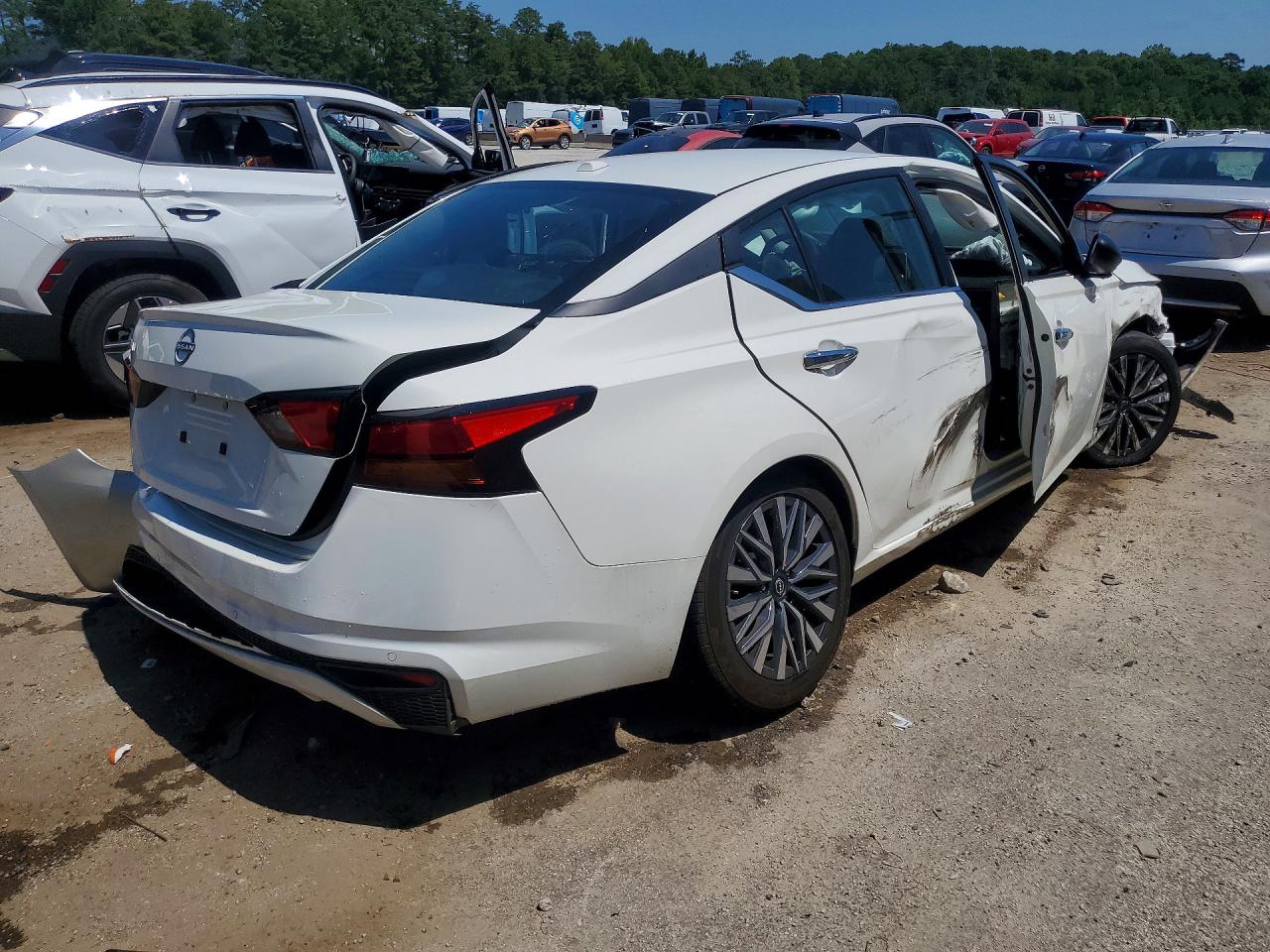 2025 NISSAN ALTIMA SV — снимка 3