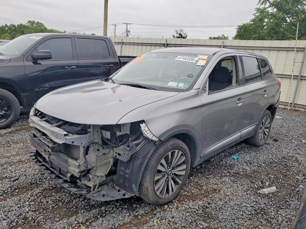 2019 MITSUBISHI OUTLANDER ES