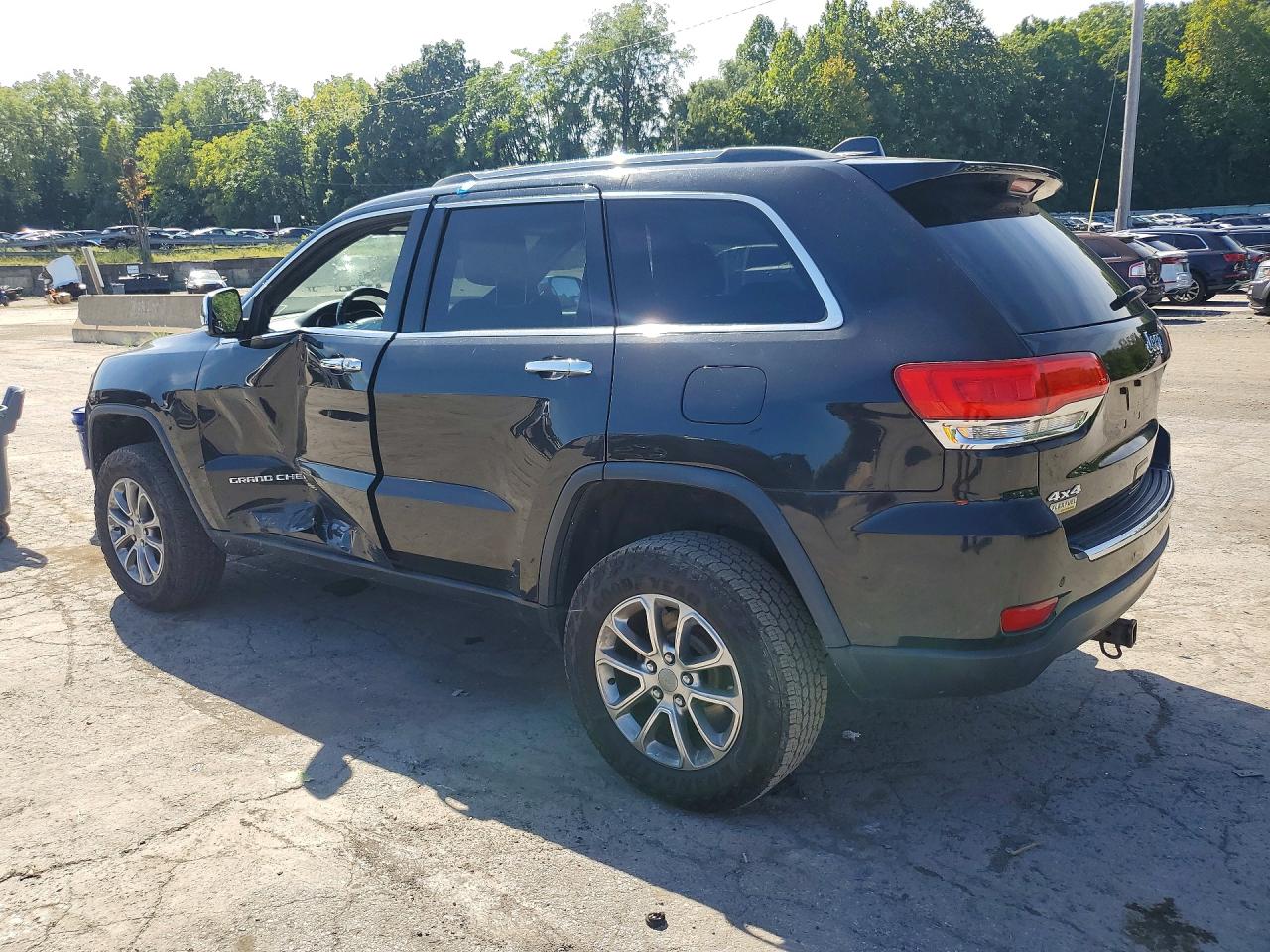 2015 JEEP GRAND CHEROKEE LAREDO — снимка 2