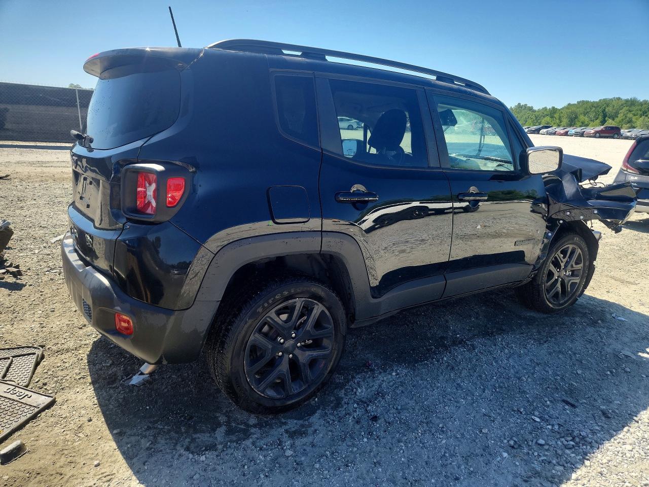 2023 JEEP RENEGADE ALTITUDE — снимка 3