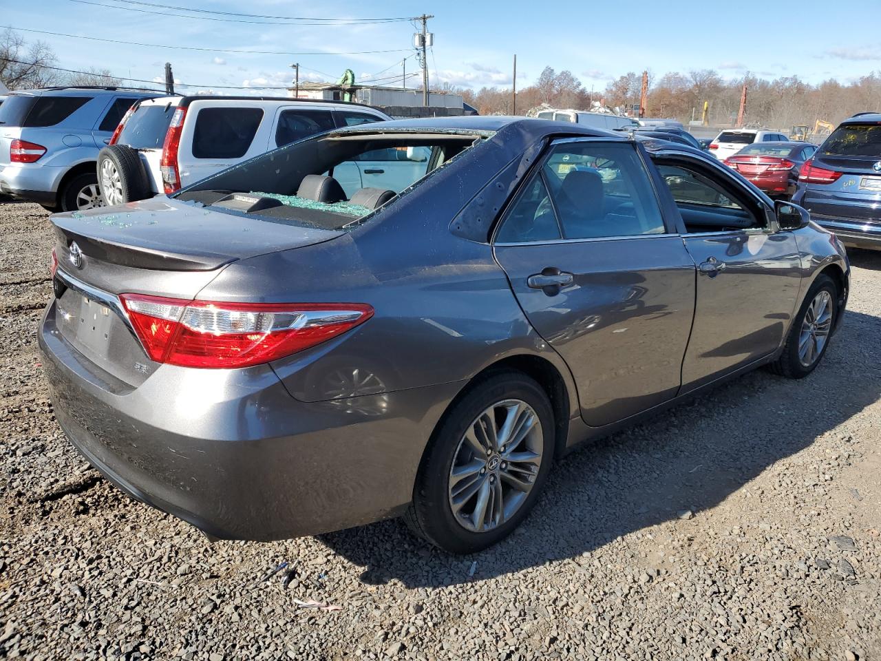 2017 TOYOTA CAMRY LE — снимка 3