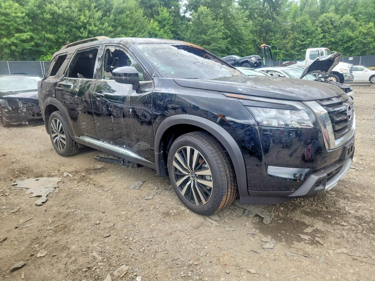 2025 NISSAN PATHFINDER PLATINUM — снимка 4