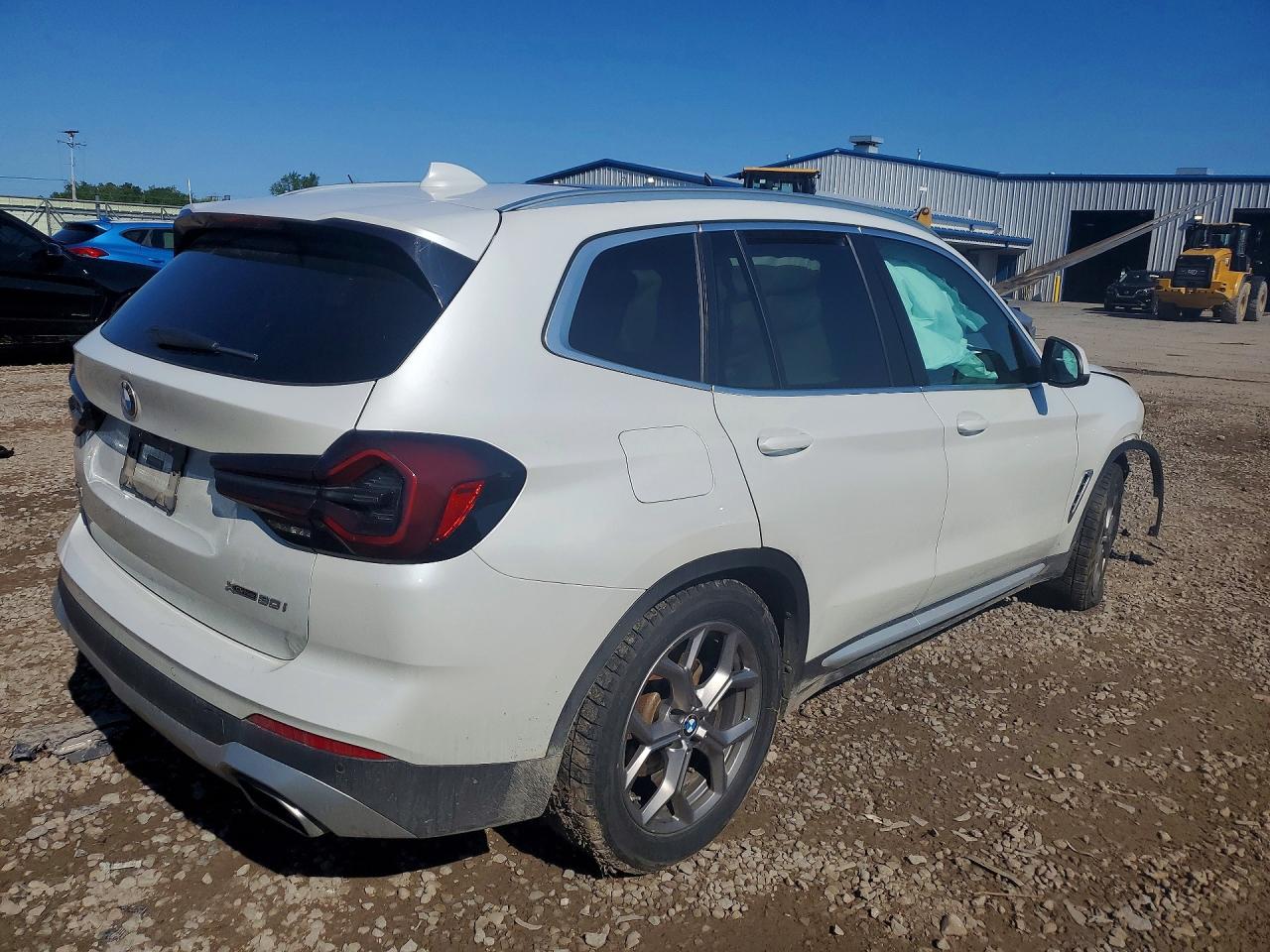 2022 BMW X3 XDRIVE30I — снимка 3