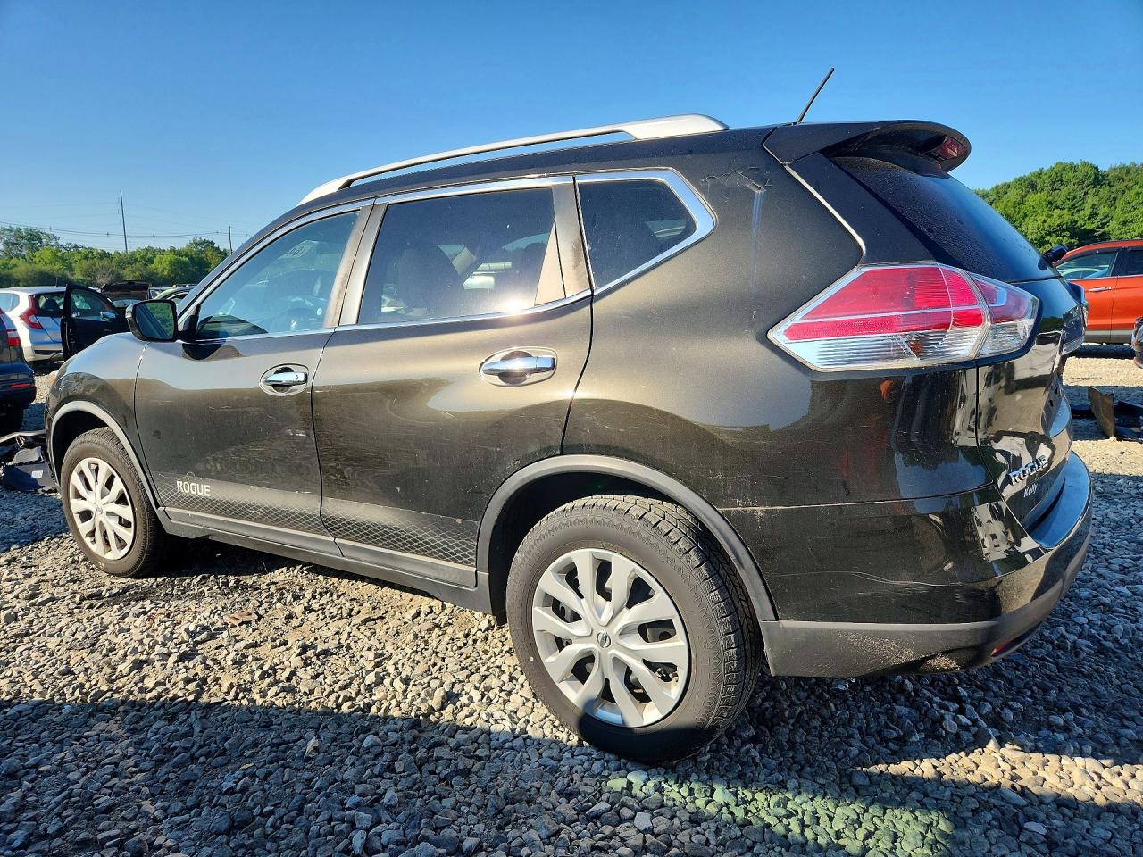 2016 NISSAN ROGUE S — снимка 2