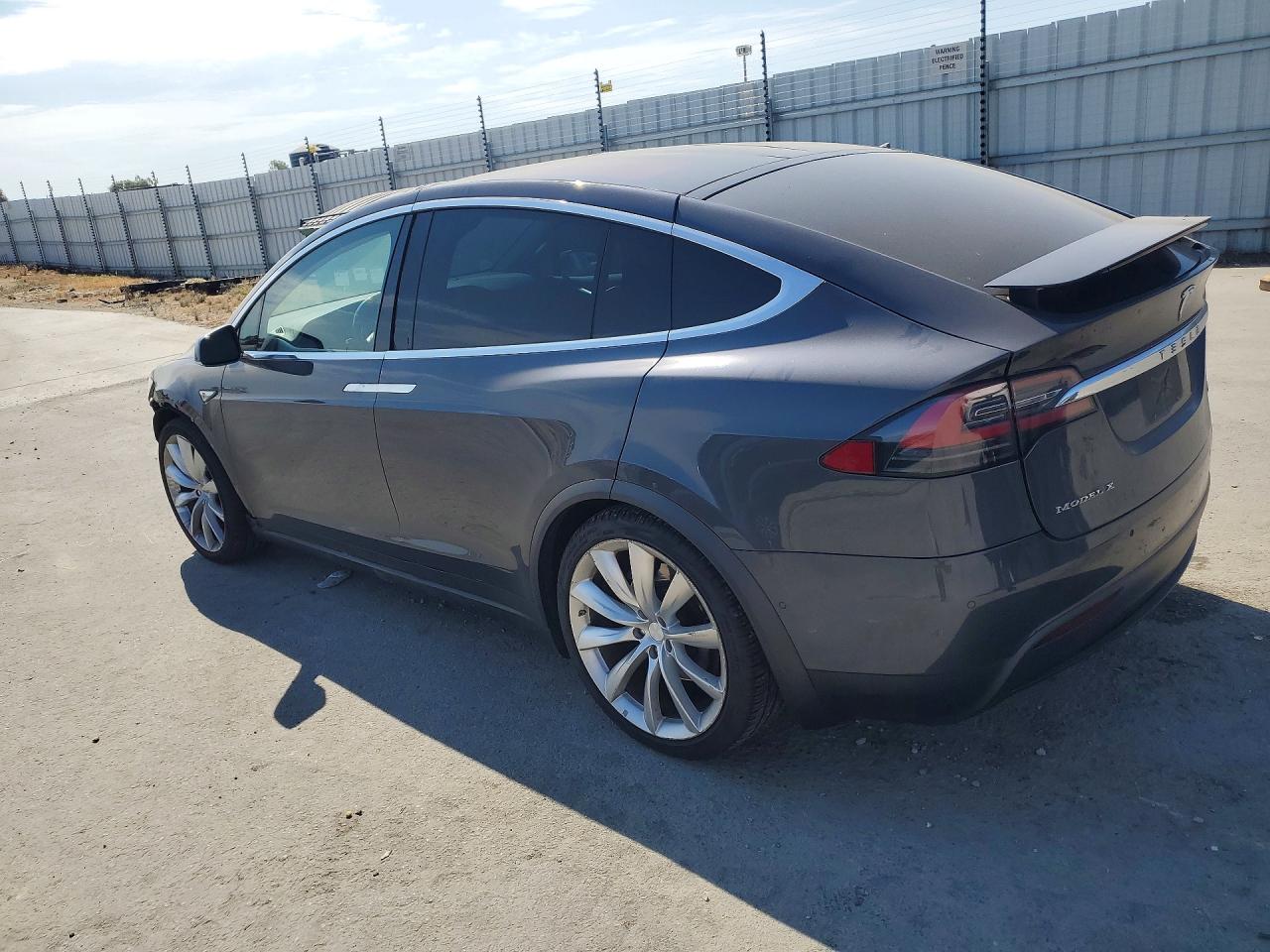 2016 TESLA MODEL X — снимка 2