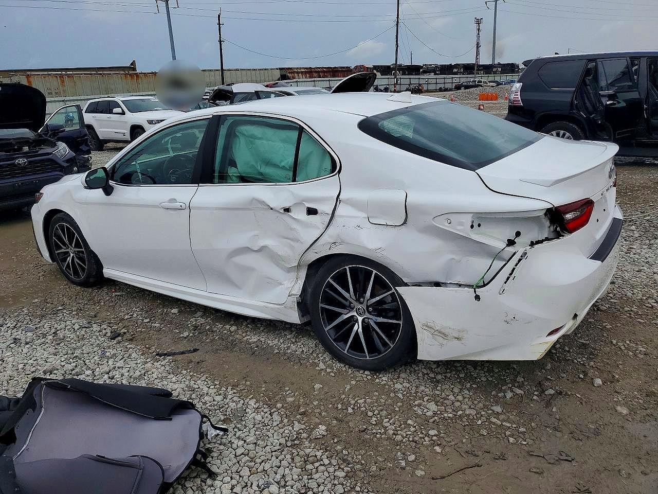 2023 TOYOTA CAMRY SE — снимка 2