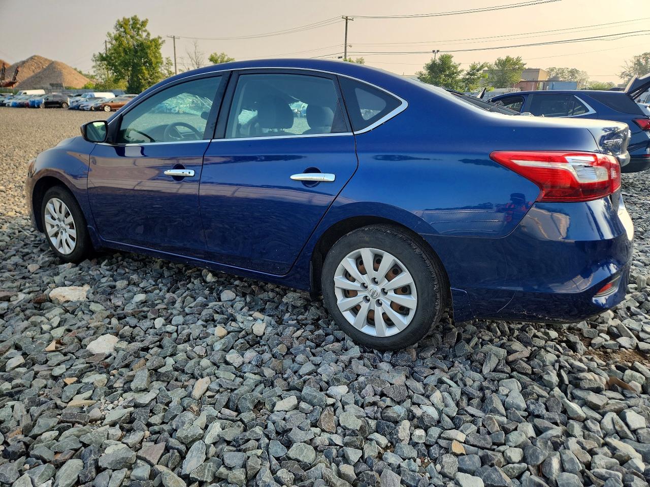 2017 NISSAN SENTRA SV — снимка 2