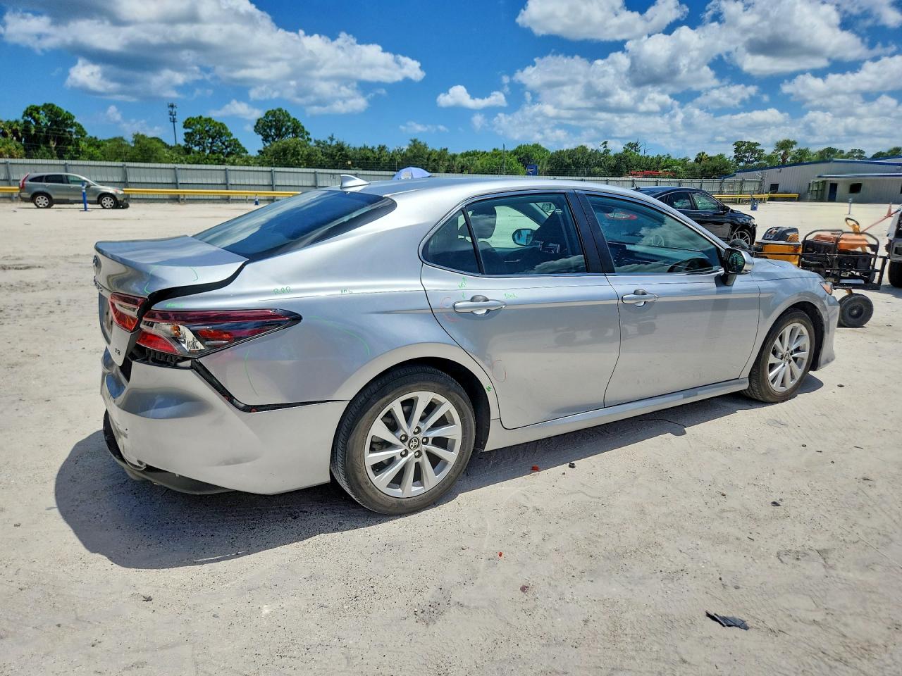 2023 TOYOTA CAMRY LE — снимка 3