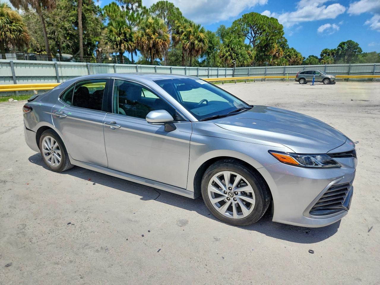 2023 TOYOTA CAMRY LE — снимка 4