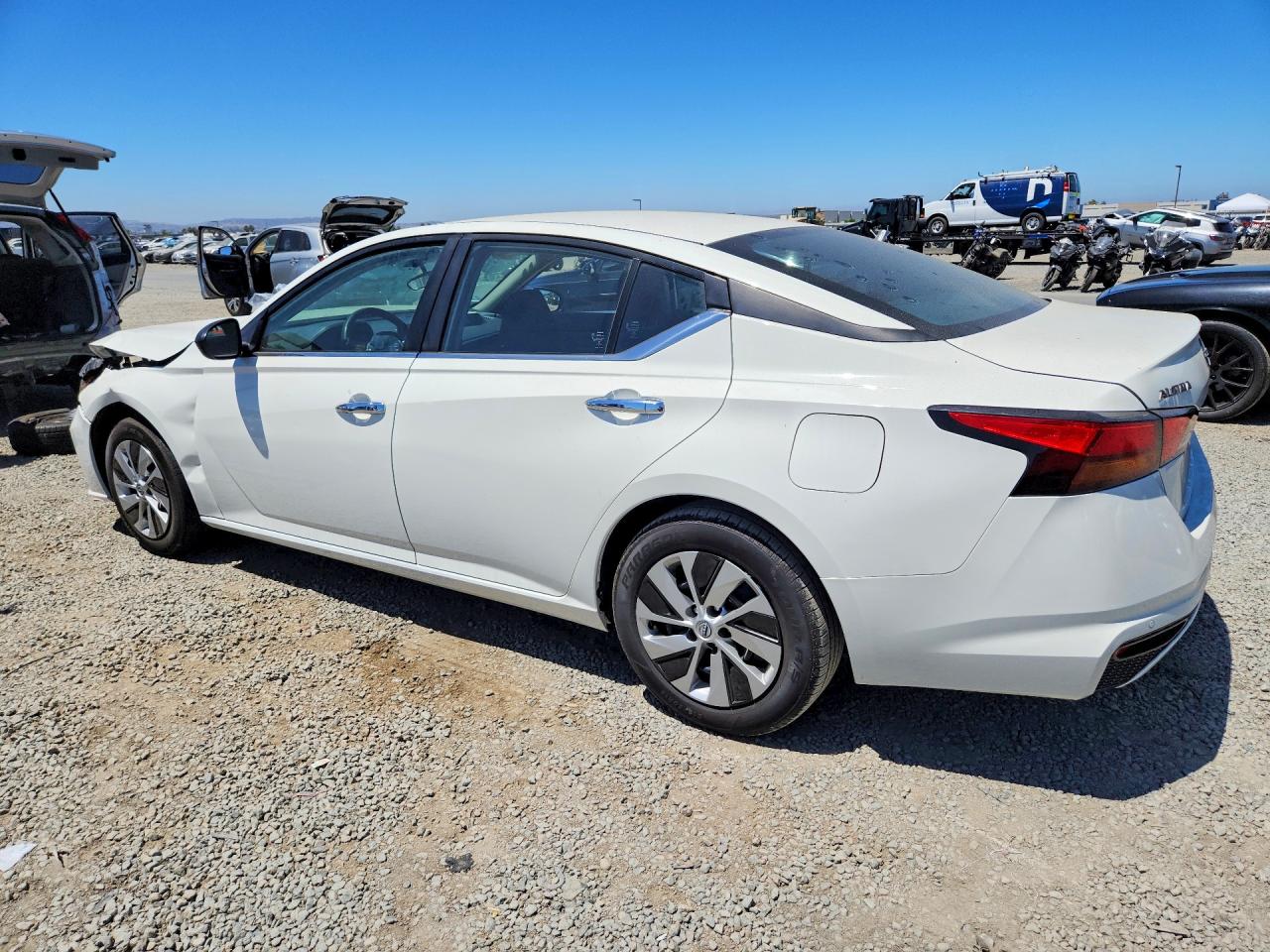 2024 NISSAN ALTIMA S — снимка 2