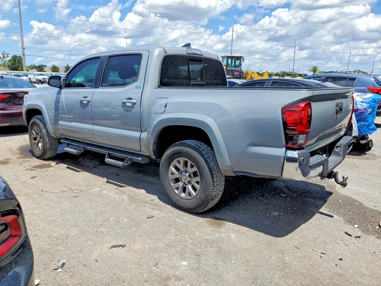 2019 TOYOTA TACOMA SR5 V6 — снимка 2
