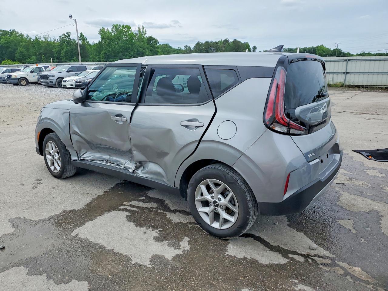 2025 KIA SOUL LX — снимка 2