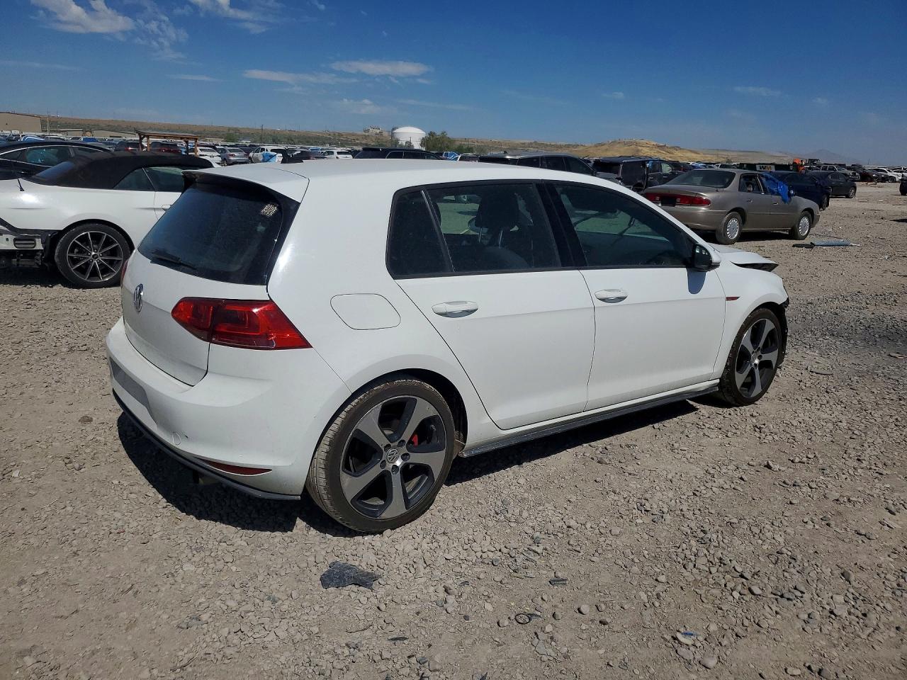 2017 VOLKSWAGEN GTI S — снимка 3