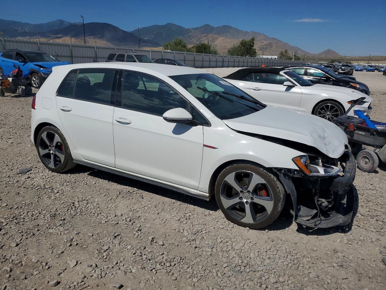 2017 VOLKSWAGEN GTI S — снимка 4