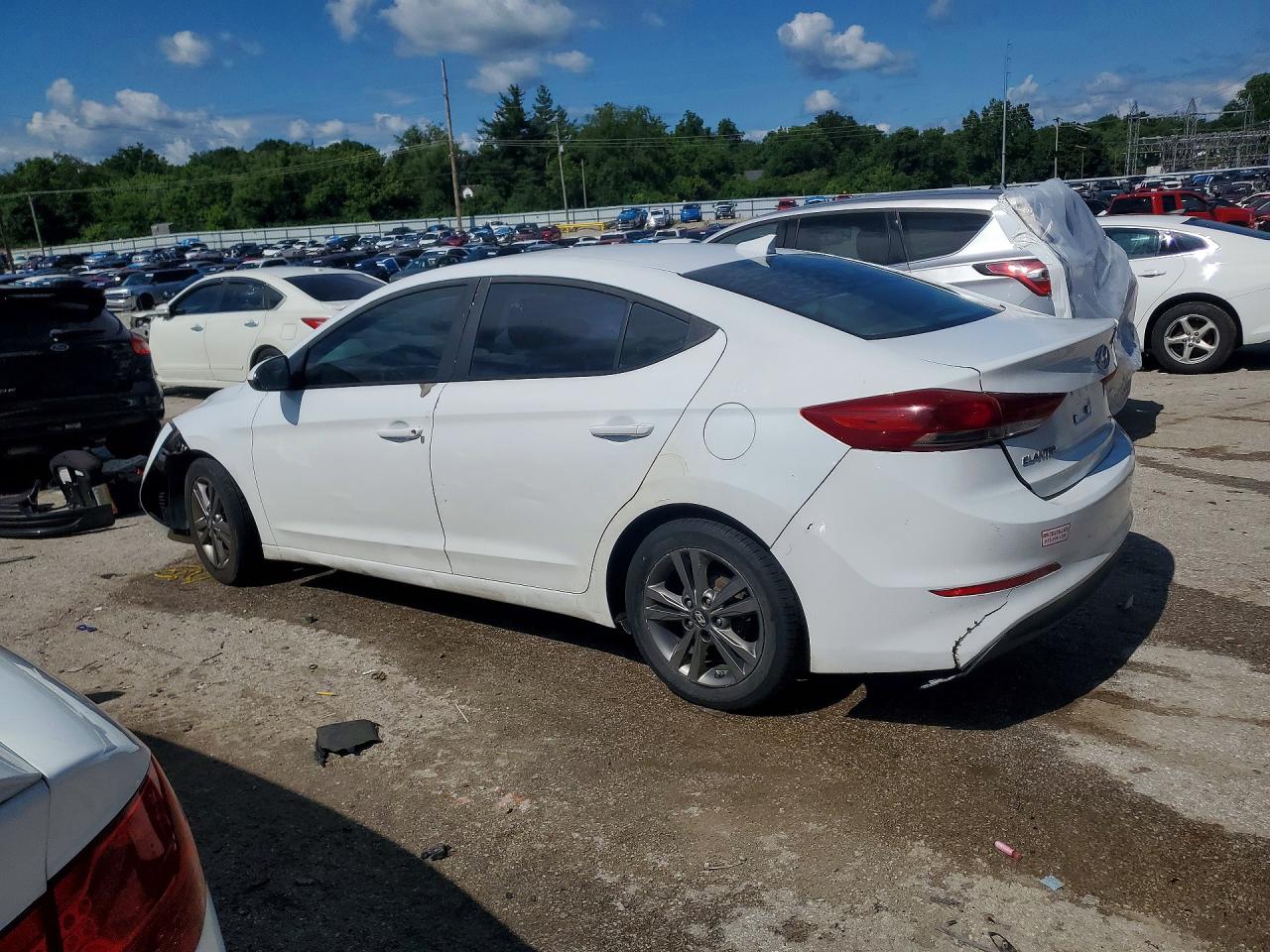 2017 HYUNDAI ELANTRA SE — снимка 2