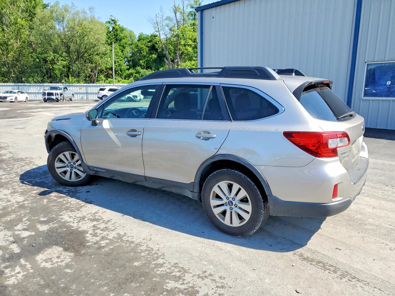 2017 SUBARU OUTBACK 2.5I PREMIUM — снимка 2