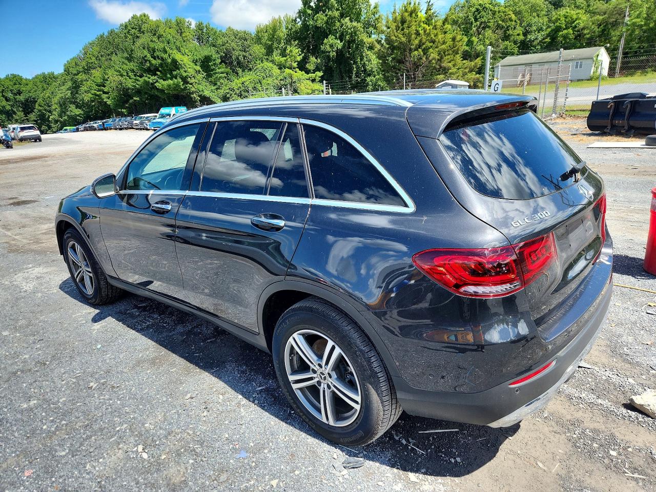 2021 MERCEDES-BENZ GLC 300 4MATIC — снимка 2