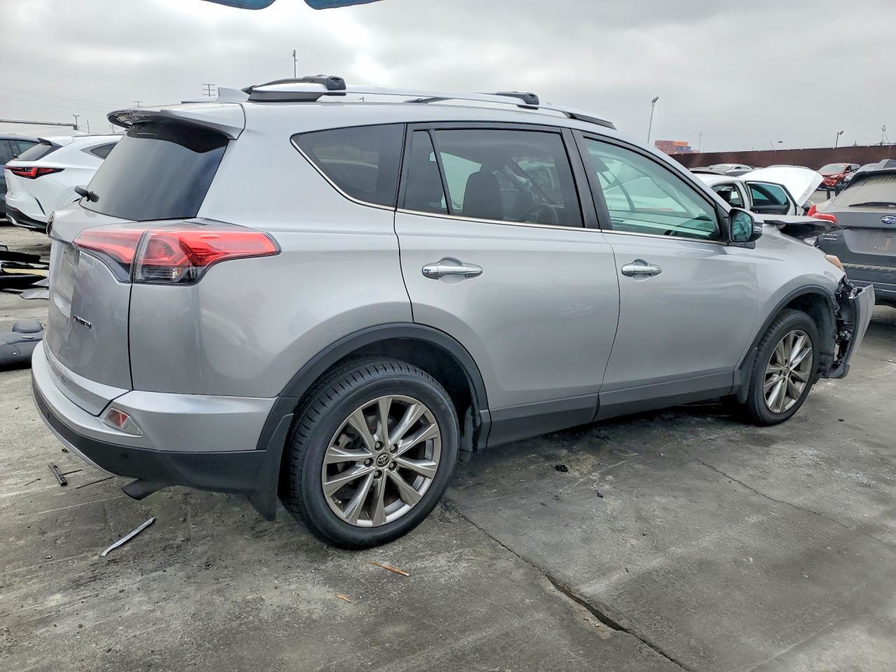 2016 TOYOTA RAV4 LIMITED — снимка 3