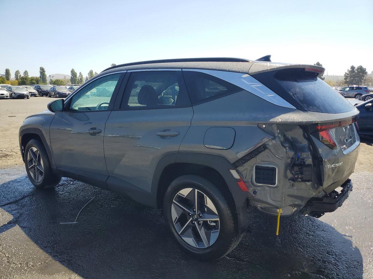 2026 HYUNDAI TUCSON SEL — снимка 2