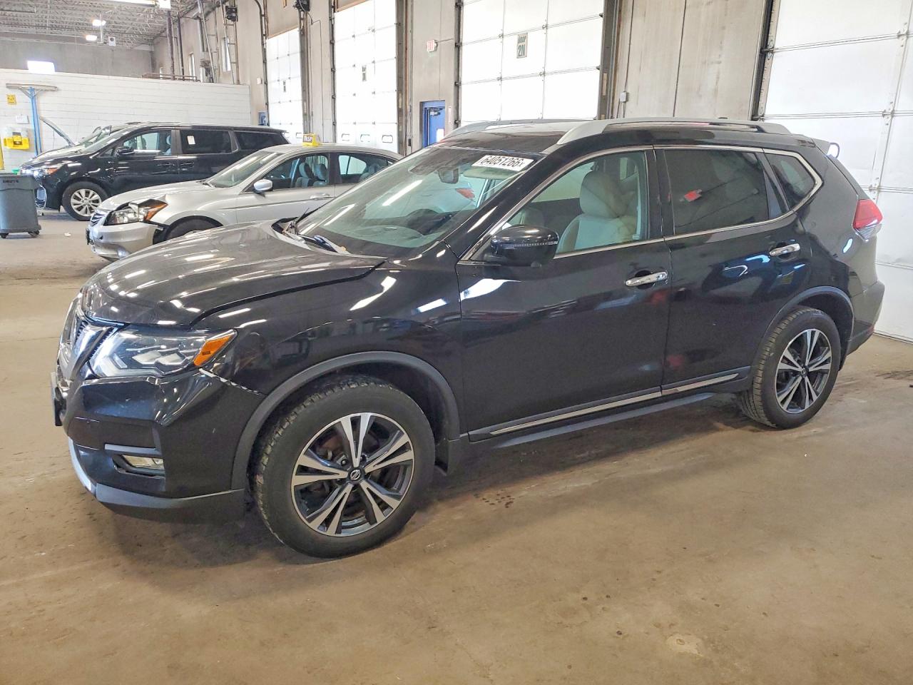 2017 NISSAN ROGUE SL