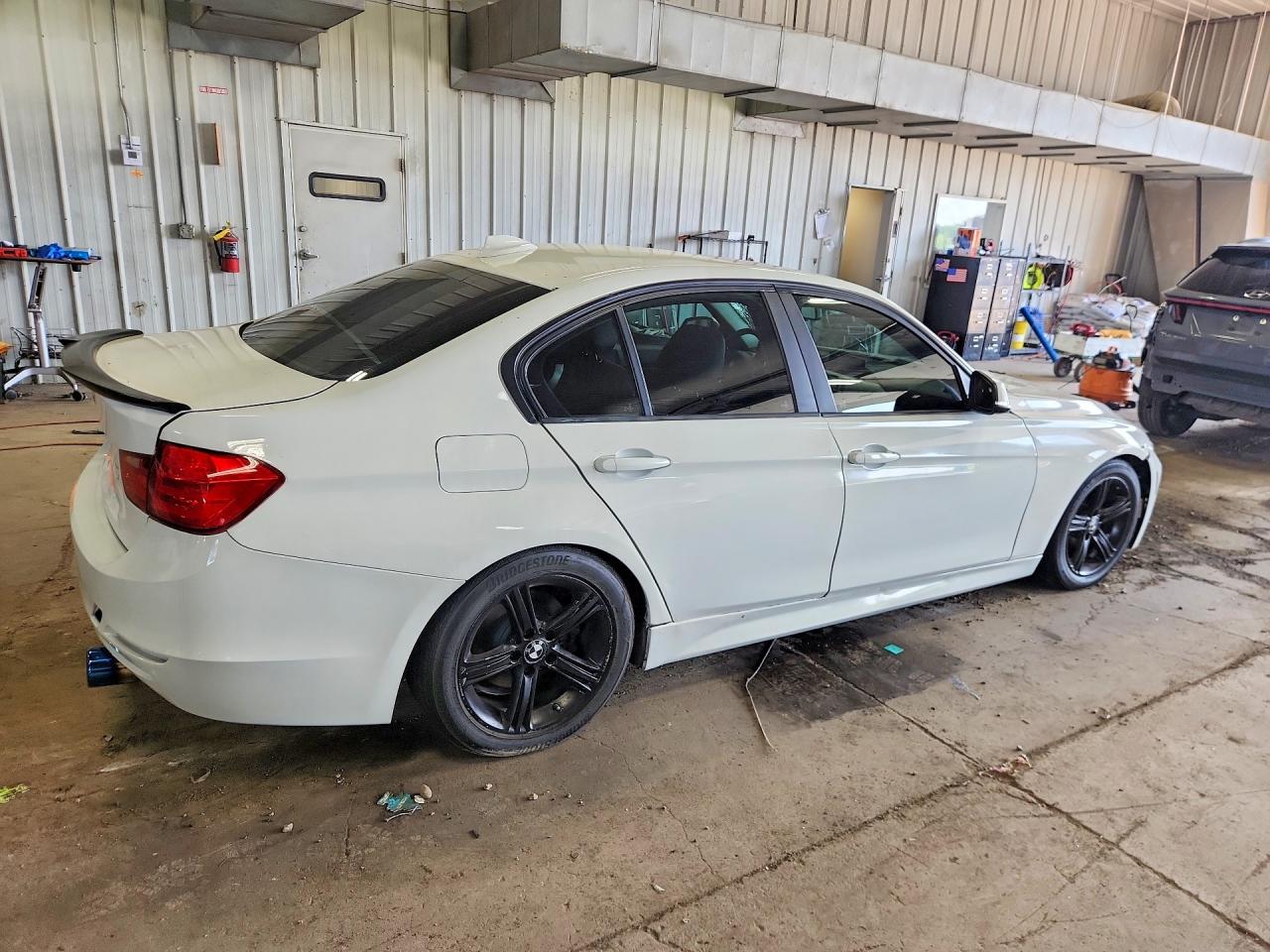 2013 BMW 328 XI — снимка 3