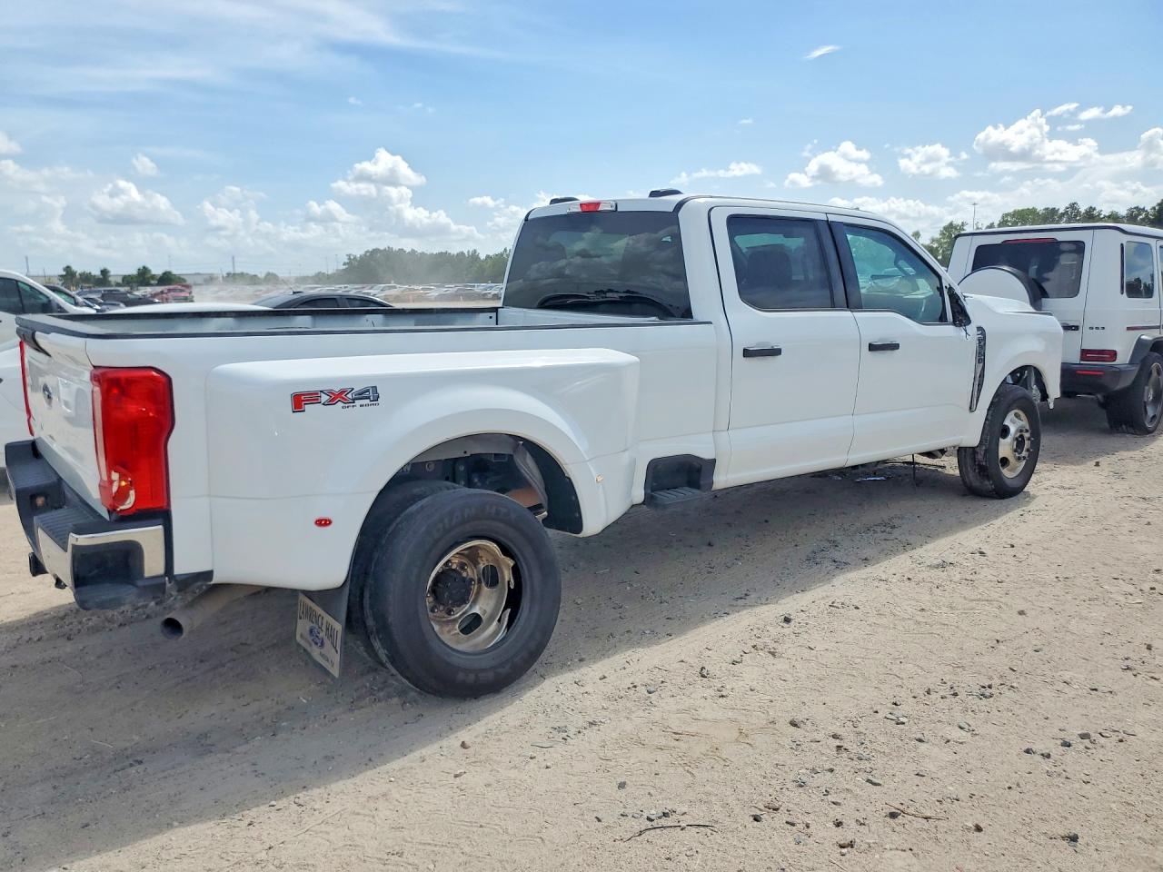 2025 FORD F350 SUPER DUTY — снимка 3