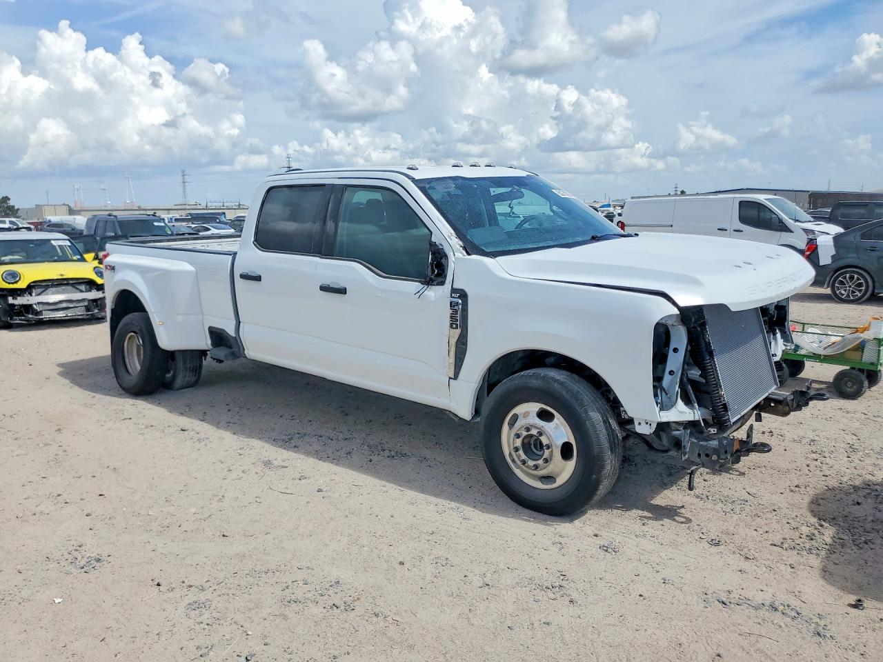 2025 FORD F350 SUPER DUTY — снимка 4