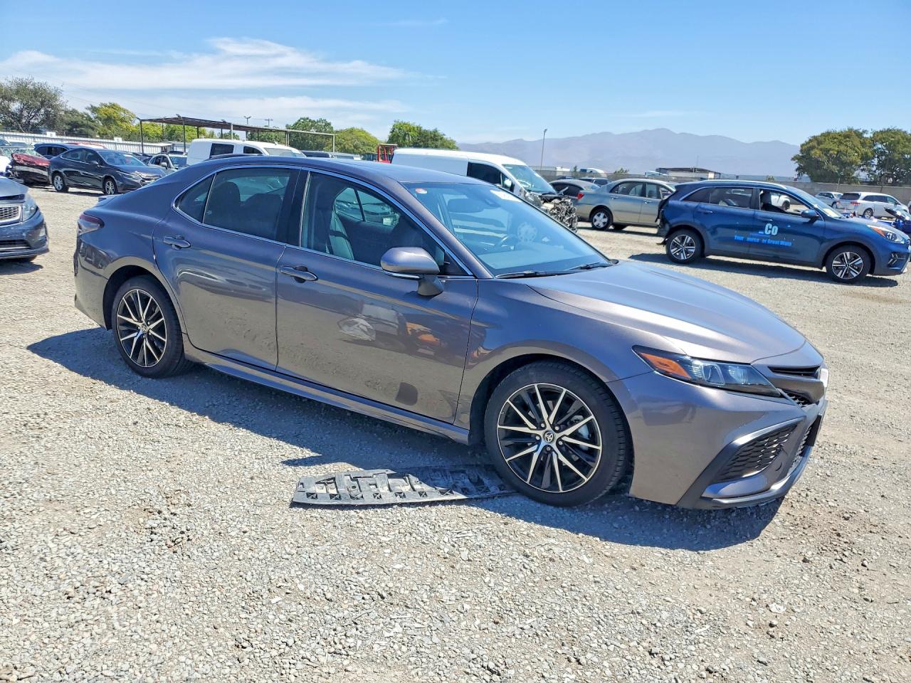 2023 TOYOTA CAMRY SE — снимка 4