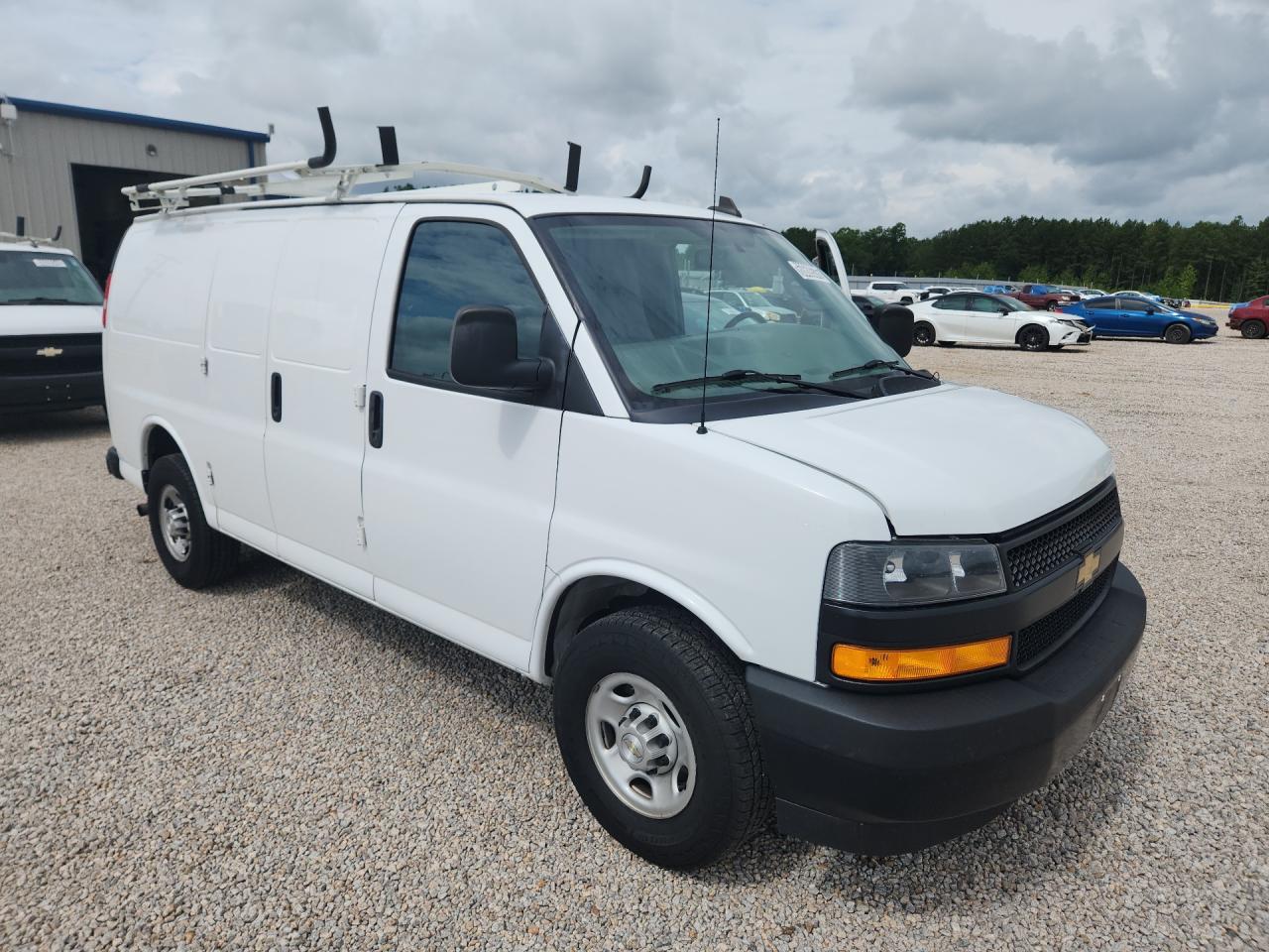 2022 CHEVROLET EXPRESS G2500 — снимка 4