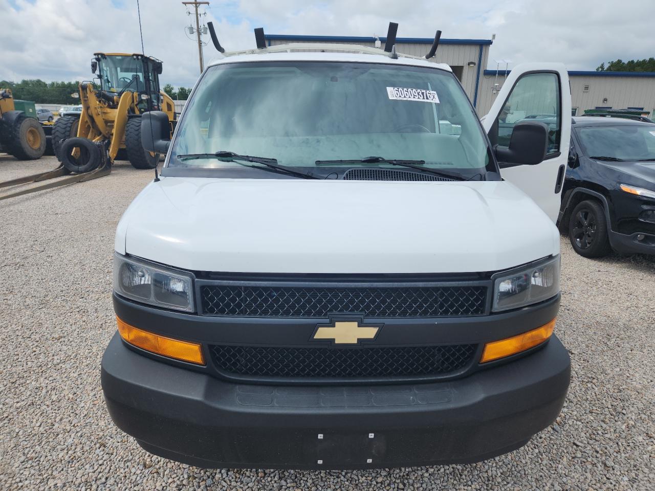 2022 CHEVROLET EXPRESS G2500 — снимка 5