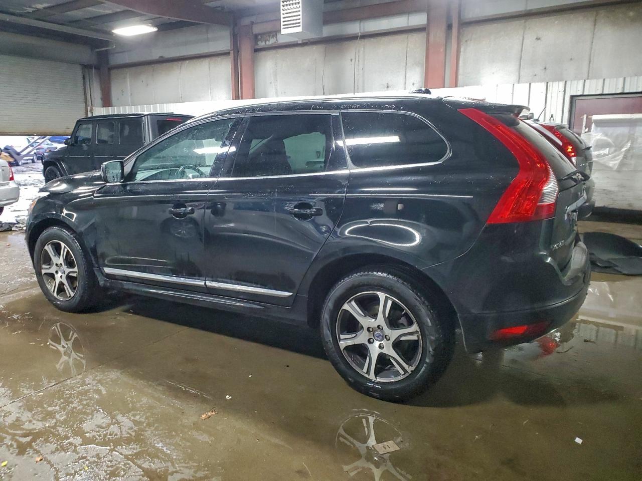 2015 VOLVO XC60 T6 PLATINUM — снимка 2