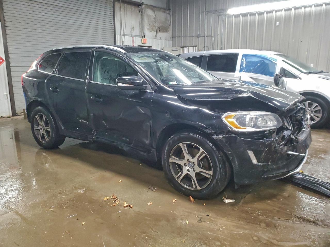 2015 VOLVO XC60 T6 PLATINUM — снимка 4