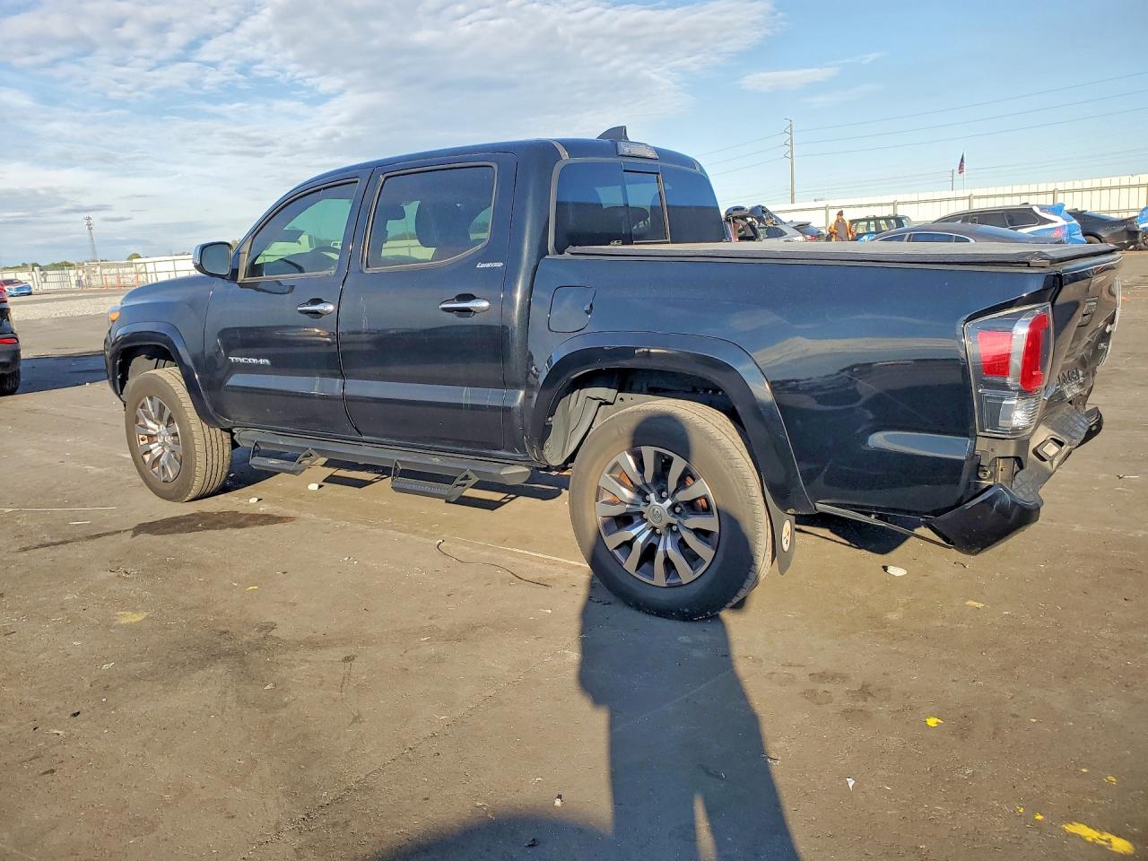 2021 TOYOTA TACOMA LIMITED — снимка 2