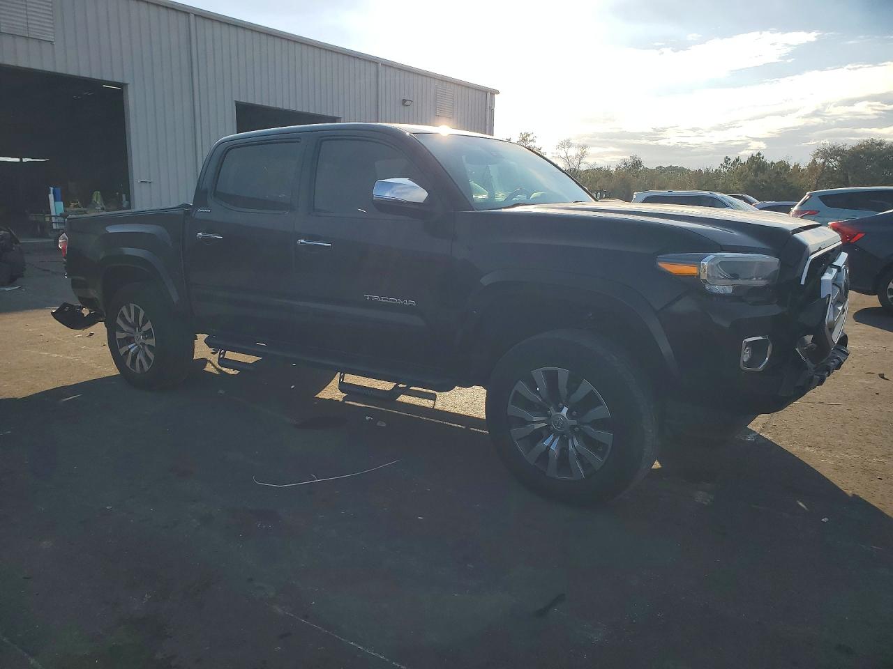 2021 TOYOTA TACOMA LIMITED — снимка 4
