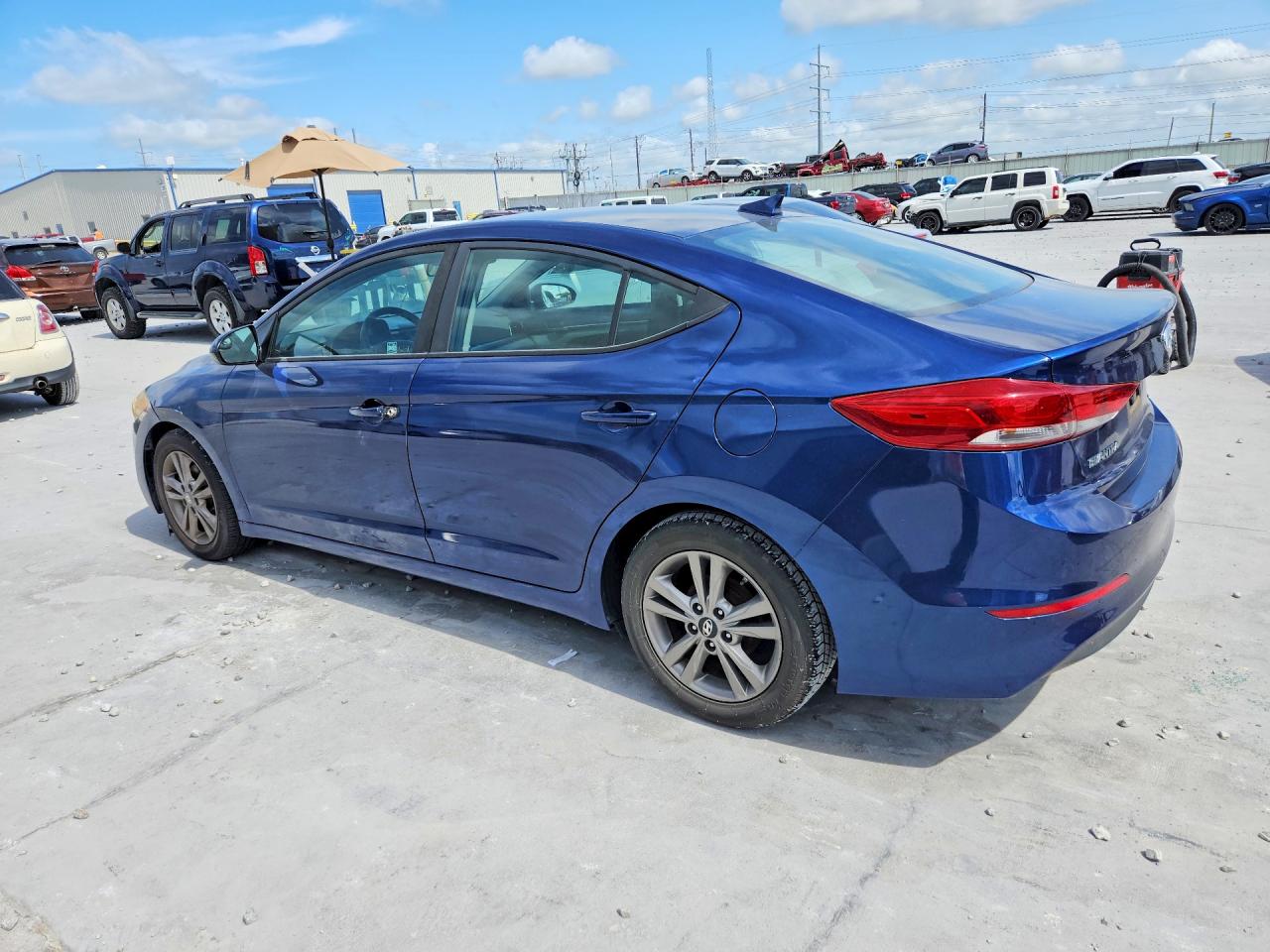 2017 HYUNDAI ELANTRA SE — снимка 2