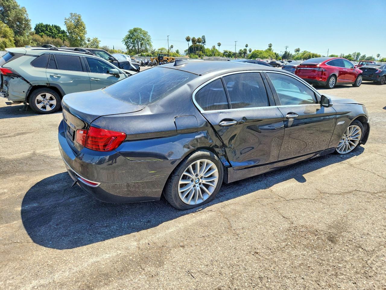 2014 BMW 528 I — снимка 3