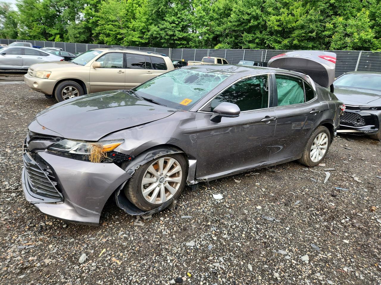 2020 TOYOTA CAMRY LE